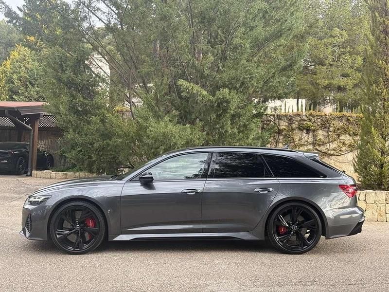 Używany Audi RS6 600 KM (441 kW) 2019 Szary Kombi