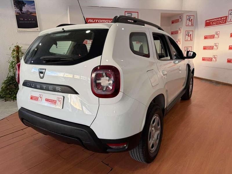 Usado Dacia Duster Comfort 116 CV (85 kW) 2021 Blanco SUV