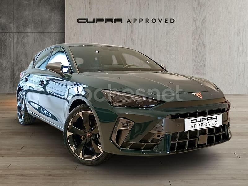 Azul Nuevo 2025 Cupra Leon Berlina | 27.990 € (Buen precio) - Imagen 1/4