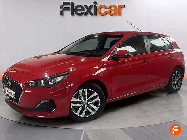 Usado Hyundai i30 120 CV (88 kW) 2020 Rojo