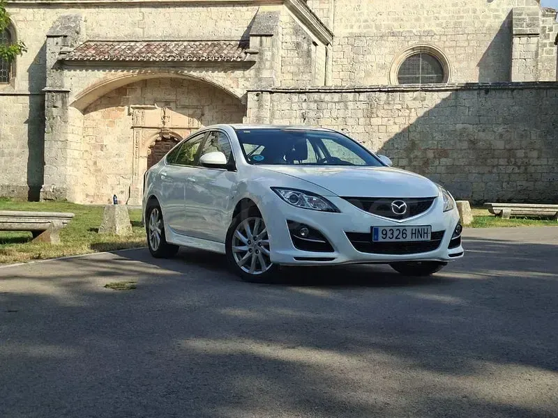 Usado Mazda 6 Style 120 CV (88 kW) 2012 Blanco Berlina