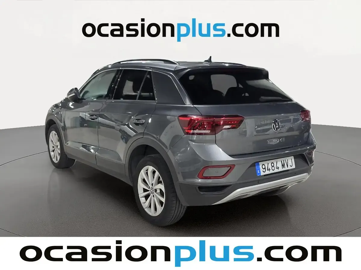 Usado VW T-Roc Life 115 CV (84 kW) 2024 Gris SUV
