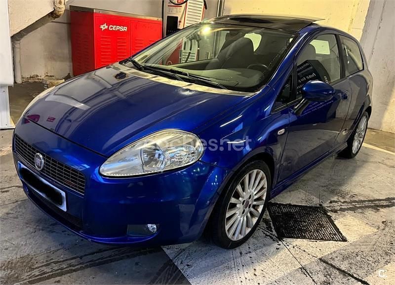 Usado Fiat Grande Punto Sport 130 CV (95 kW) 2009 Azul Utilitario