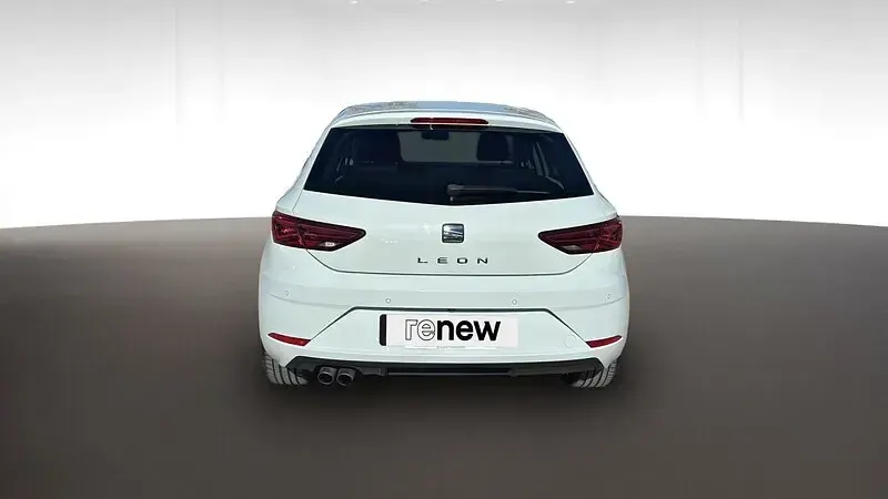 Usado Seat Leon XCELLENCE 150 CV (110 kW) 2017 Blanco Berlina