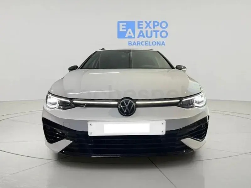 Usado VW Golf VIII R 320 CV (235 kW) 2023 Blanco Familiar
