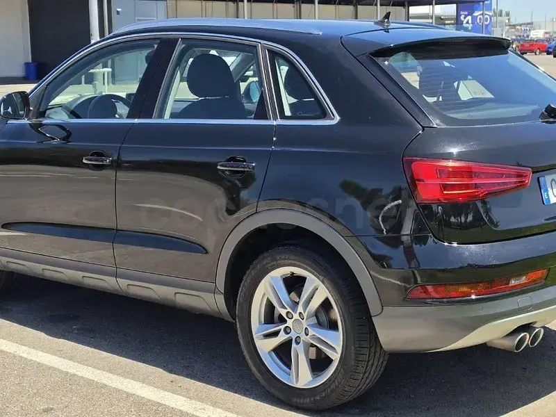 Usado Audi Q3 Sport 150 CV (110 kW) 2017 Negro SUV