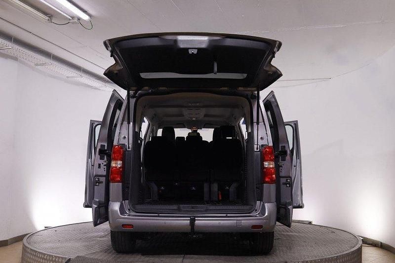 Usado Citroën Spacetourer Feel 145 CV (106 kW) 2021 Gris Monovolumen