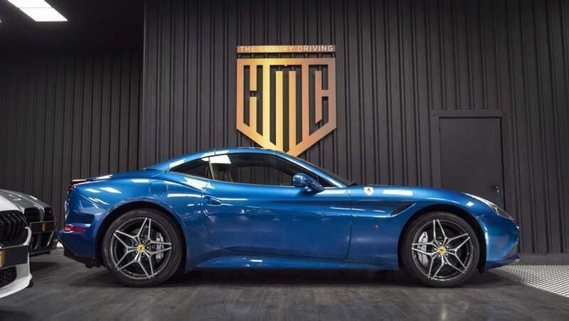 Usado Ferrari California 560 CV (411 kW) 2014 Azul Descapotable