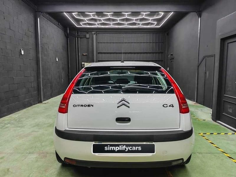 Usado Citroën C4 90 CV (66 kW) 2006 Blanco Utilitario
