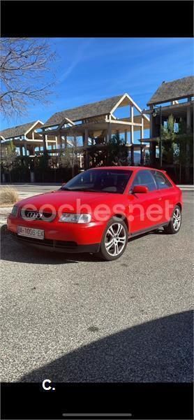 Rojo Usado 2000 Audi A3 Ambiente Berlina | 2600 € (Precio justo) - Imagen 1/4