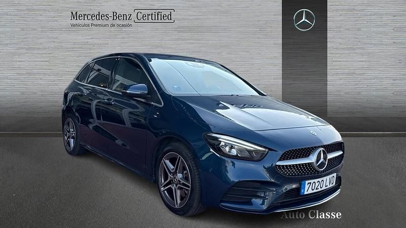Usado Mercedes B250e AMG line 218 CV (160 kW) 2021 Azul denim Monovolumen