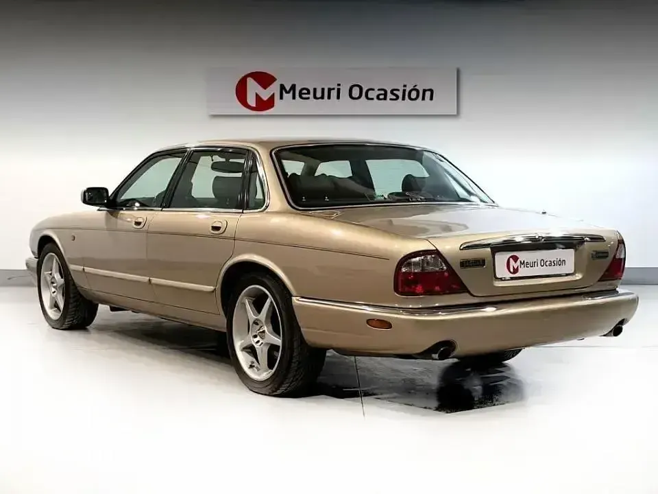 Usado Jaguar XJ8 Executive 290 CV (213 kW) 1998 Otro Berlina
