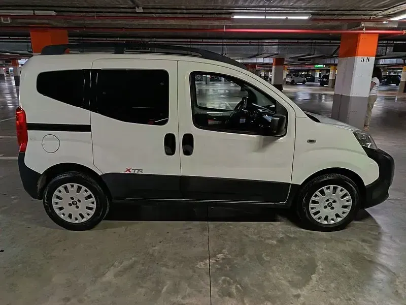 Usado Citroën Nemo XTR 75 CV (55 kW) 2014 Blanco Monovolumen