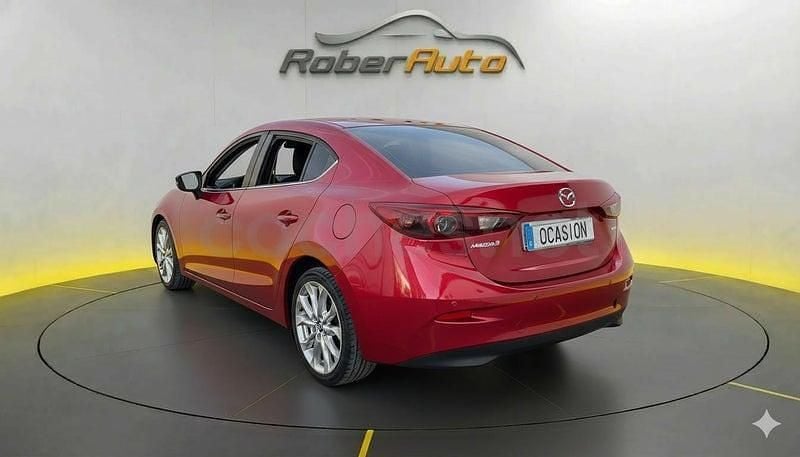 Usado Mazda 3 Luxury 150 CV (110 kW) 2016 Rojo Berlina