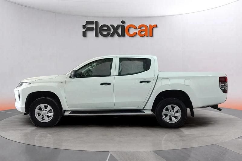 Usado Mitsubishi L200 150 CV (110 kW) 2020 Blanco Recogida