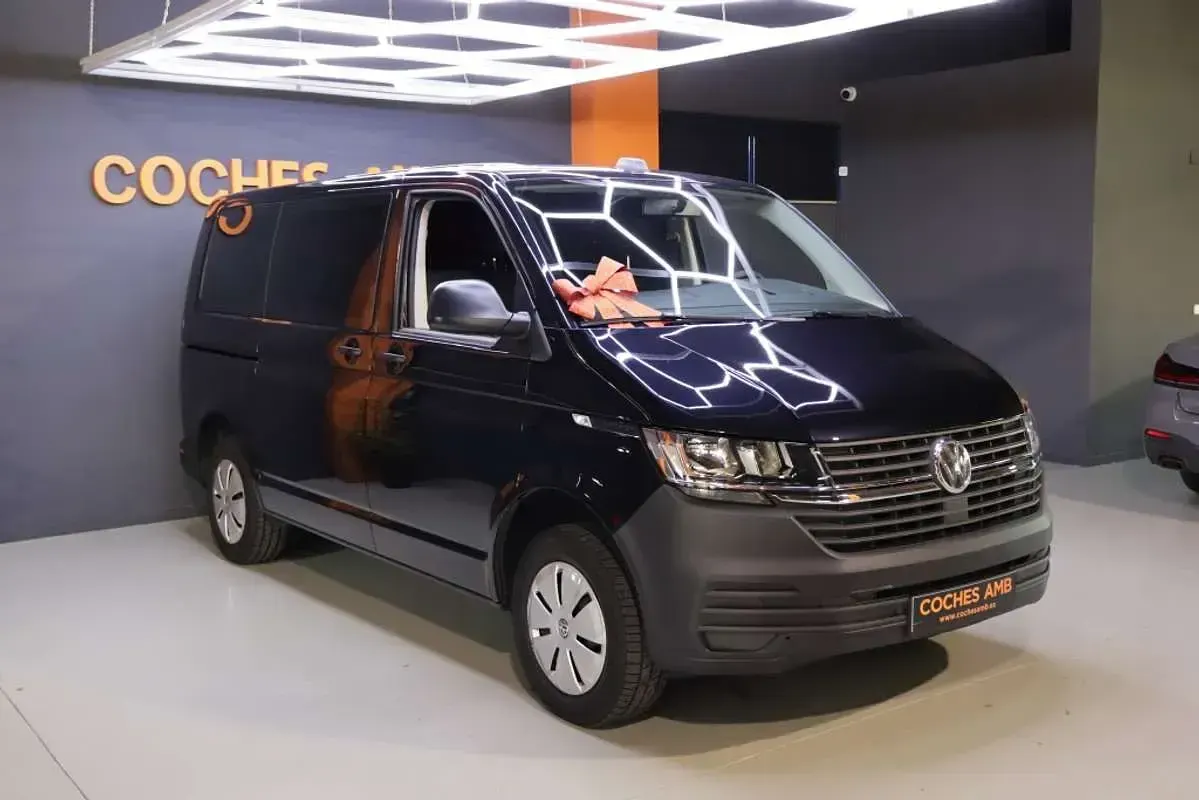 Usado VW Transporter 110 CV (80 kW) 2021 Negro Van