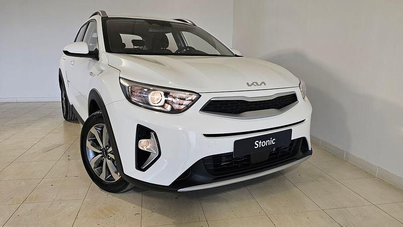Nuevo Kia Stonic 78 CV (57 kW) 2025 Blanco SUV