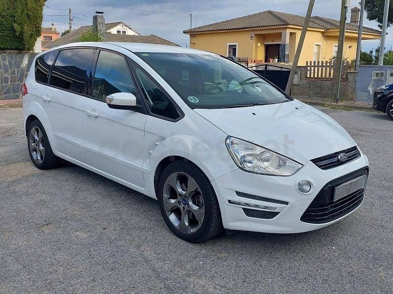 Usado Ford S-MAX Limited 140 CV (102 kW) 2015 Blanco Monovolumen