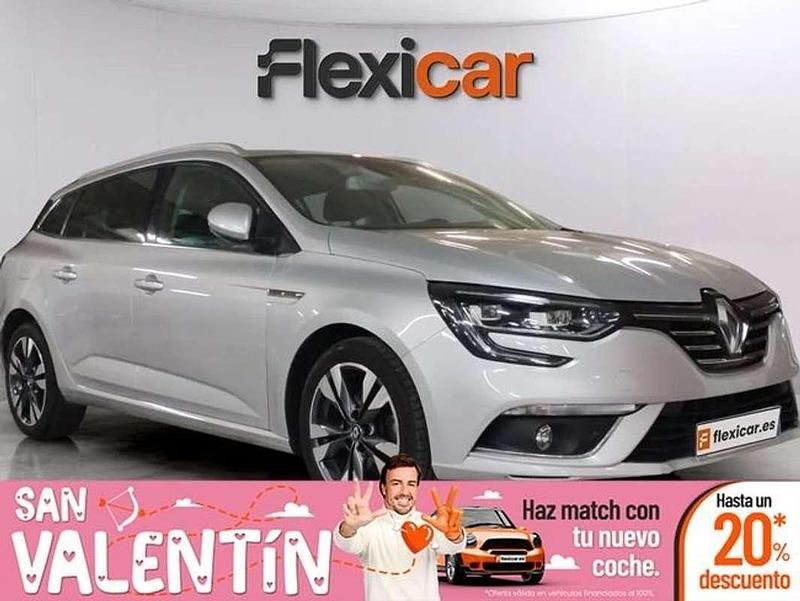 Usado Renault Mégane GrandTour Zen 116 CV (85 kW) 2021 Gris Familiar