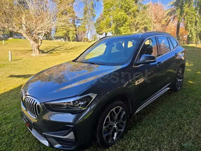 Usado BMW X1 150 CV (110 kW) 2021 Gris / plata SUV