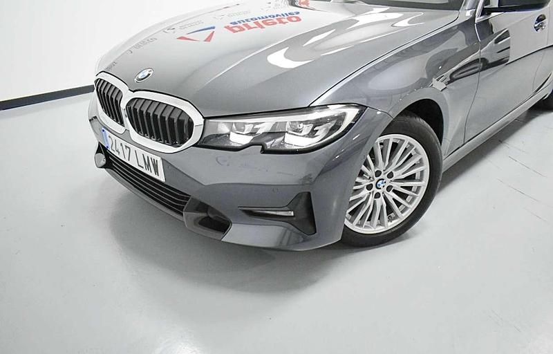 Usado BMW 320 190 CV (139 kW) 2021 Gris Berlina