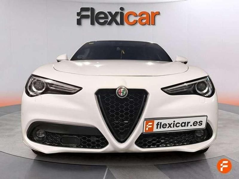 Usado Alfa Romeo Stelvio Veloce 211 CV (155 kW) 2020 Blanco SUV