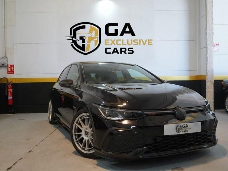 Usado VW Golf VIII GTI 245 CV (180 kW) 2022 Negro Berlina