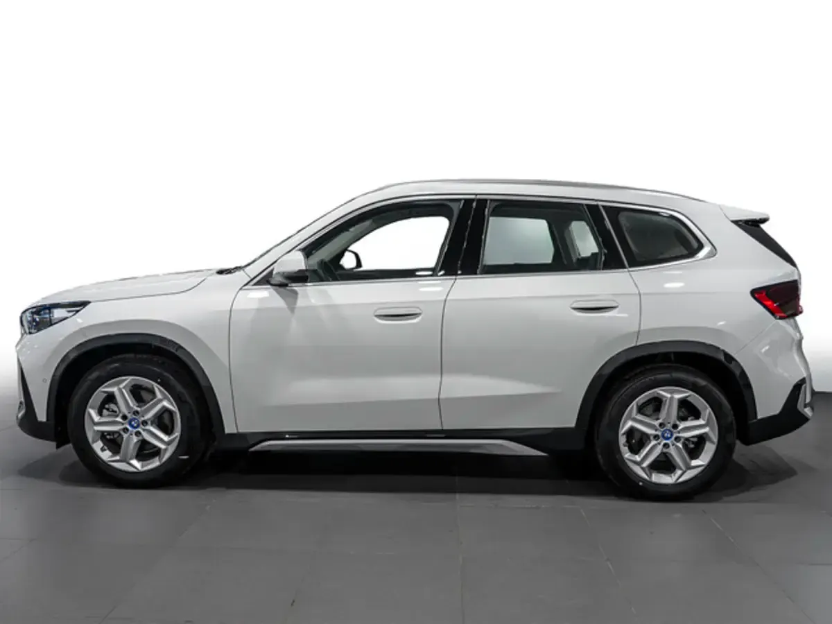 Nuevo BMW iX1 Comfort Edition 230 kW (313 CV) 2025 Blanco SUV