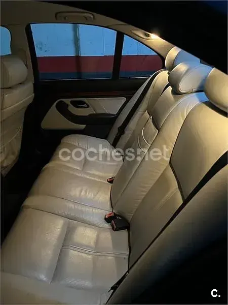 Usado BMW 530 184 CV (135 kW) 2000 Azul Berlina