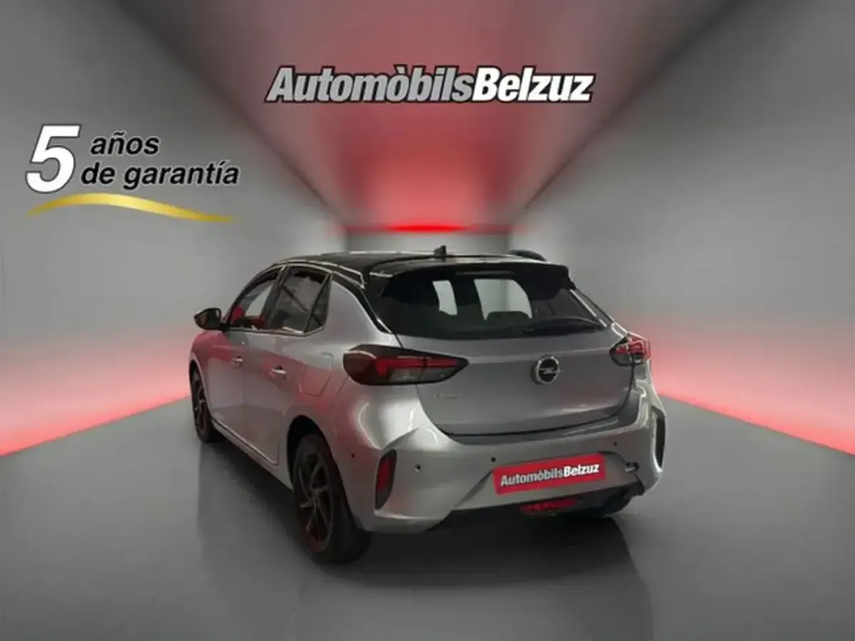 Usado Opel Corsa GS Line 101 CV (74 kW) 2022 Gris Utilitario