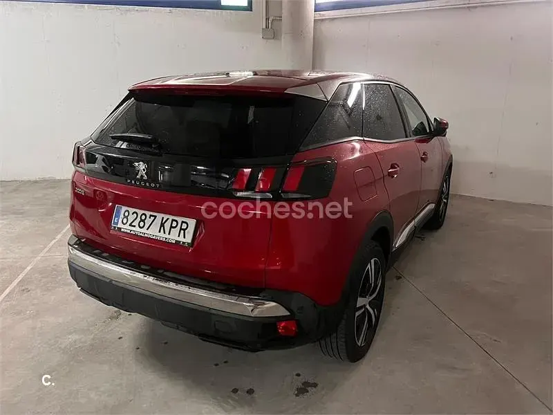 Usado Peugeot 3008 Allure 130 CV (95 kW) 2018 Rojo SUV