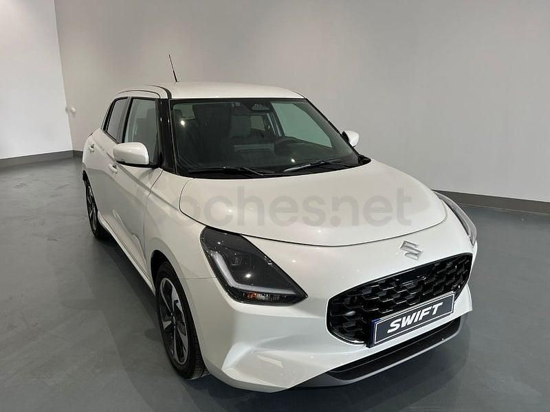 Nuevo Suzuki Swift 83 CV (61 kW) 2025 Blanco Utilitario