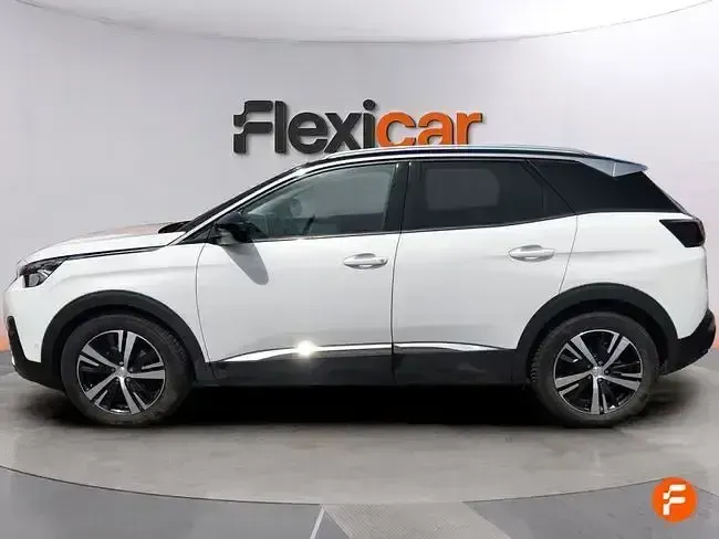 Usado Peugeot 3008 Allure 130 CV (95 kW) 2018 Blanco SUV