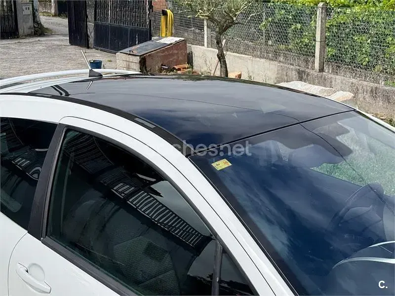 Usado Peugeot 207 Sport 90 CV (66 kW) 2009 Blanco Berlina
