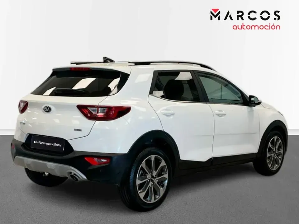 Usado Kia Stonic 100 CV (73 kW) 2020 SUV