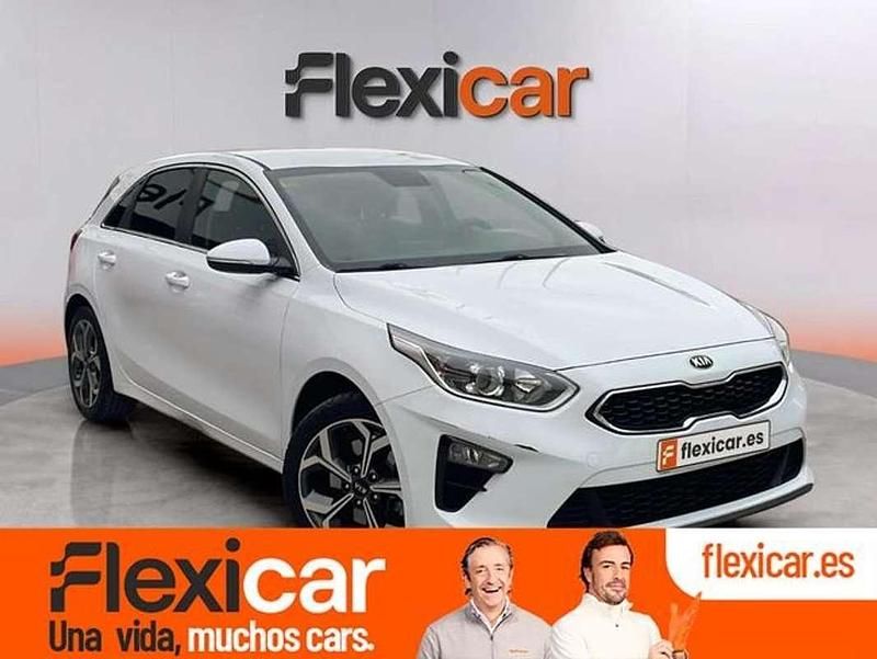 Usado Kia Ceed 101 CV (74 kW) 2018 Blanco Utilitario