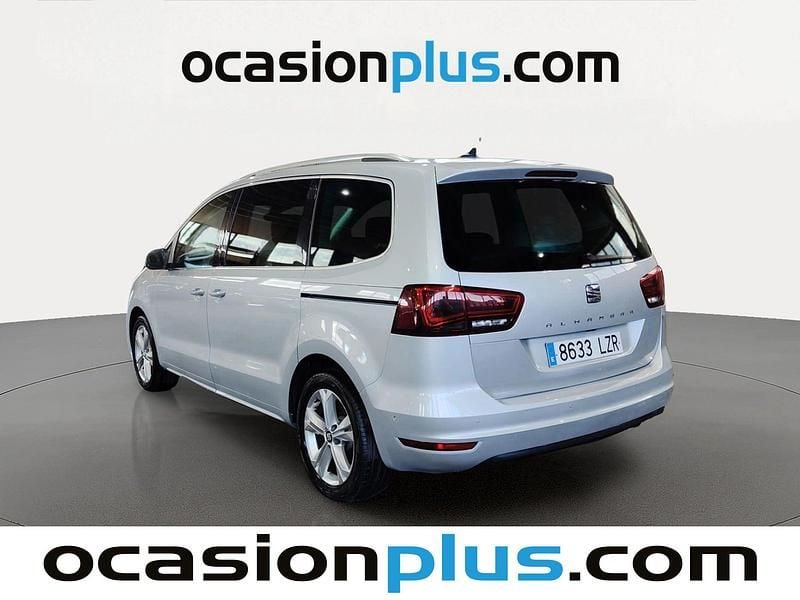 Usado Seat Alhambra XCELLENCE 150 CV (110 kW) 2022 Gris plata
