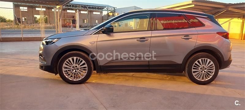 Usado Opel Grandland X 130 CV (95 kW) 2019 Gris / plata SUV