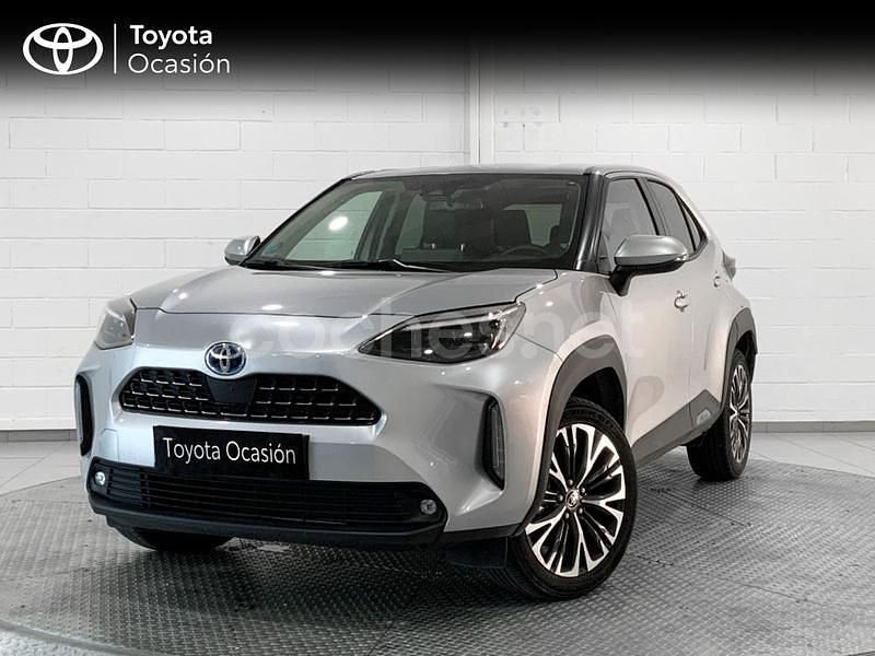 Gris / plata Usado 2022 Toyota Yaris Cross Style SUV | 23.400 € (Buen precio) - Imagen 1/4