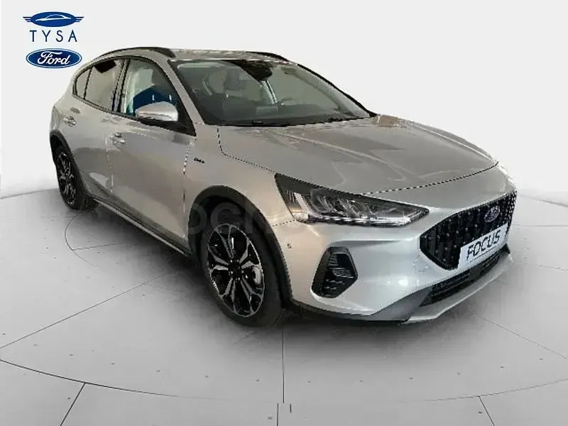 Usado Ford Focus Active X 155 CV (114 kW) 2022 Gris / plata Berlina
