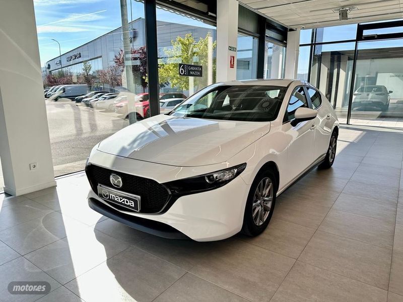Blanco Usado 2021 Mazda 3 Berlina | 20.500 € (Buen precio) - Imagen 1/4