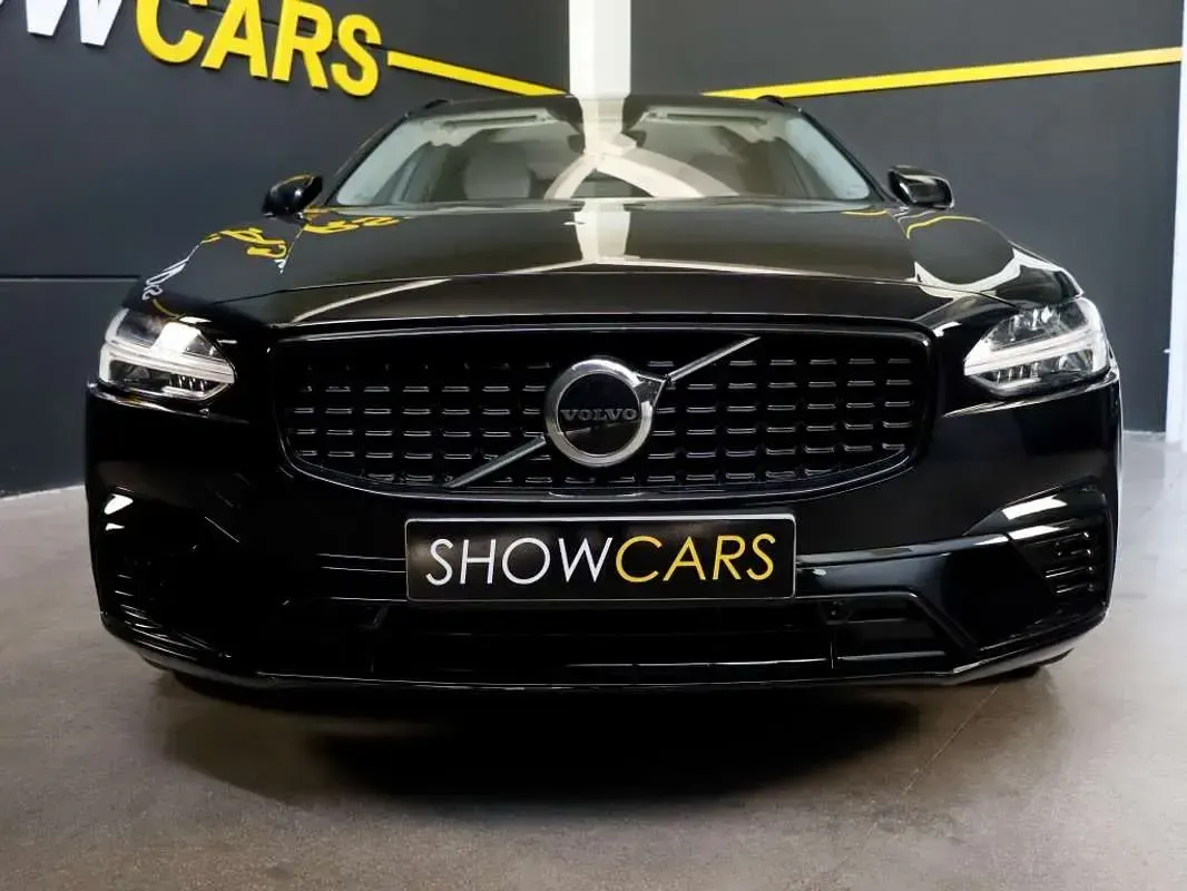 Usado Volvo V90 Plus 351 CV (258 kW) 2023 Negro Familiar