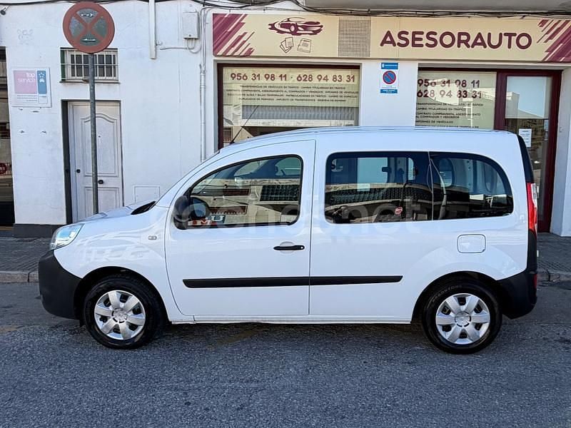 Usado Renault Kangoo Edition One 95 CV (69 kW) 2021 Blanco Monovolumen