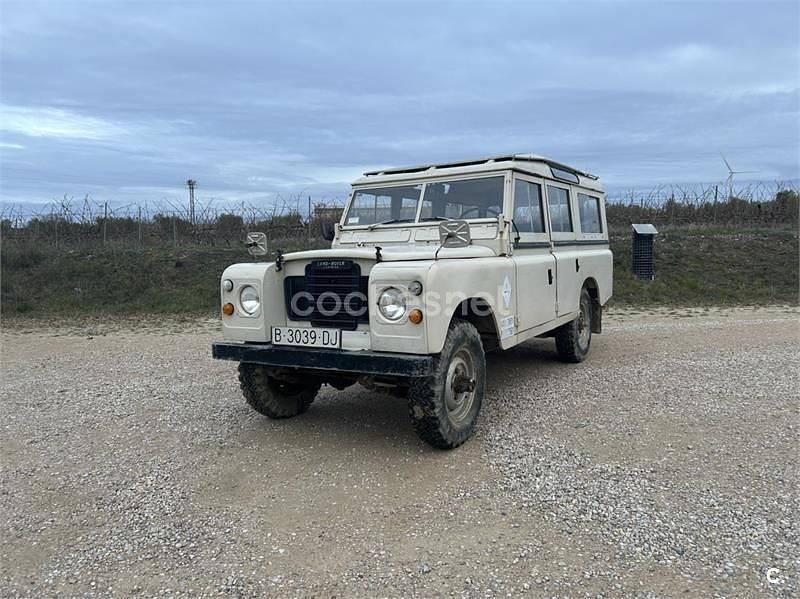 Beige Usado 1995 Land Rover Defender Familiar | 6000 € - Imagen 1/4