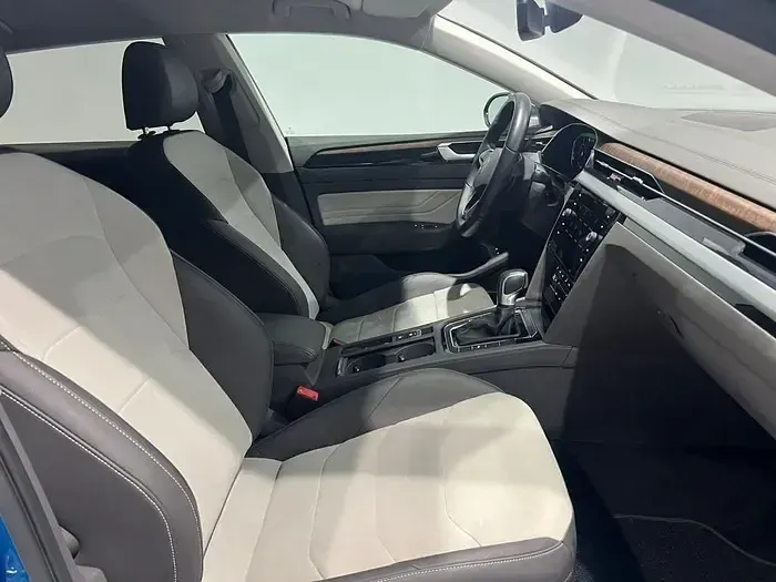 Usado VW Arteon Elegance 218 CV (160 kW) 2021 Azul