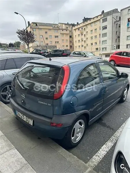 Usado Opel Corsa Sport 90 CV (66 kW) 2001 Azul Utilitario