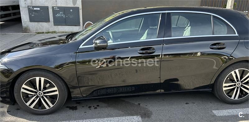 Usado Mercedes A180 116 CV (85 kW) 2022 Negro Berlina