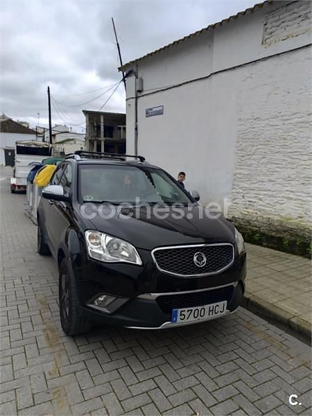 Usado Ssangyong (KGM) Korando Limited 175 CV (128 kW) 2011 Negro SUV