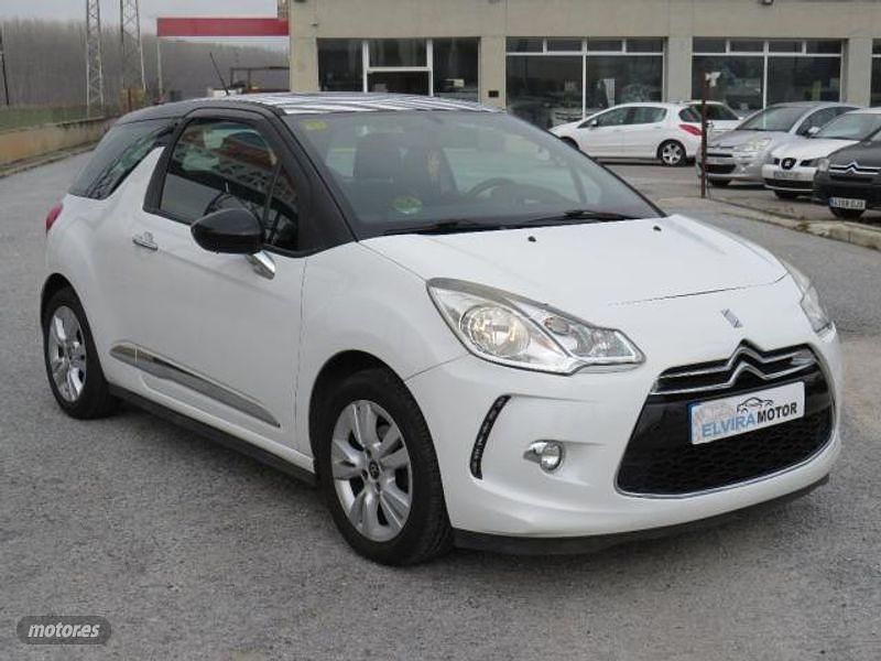 Usado Citroën DS3 So Chic 99 CV (72 kW) 2014 Blanco Coupe