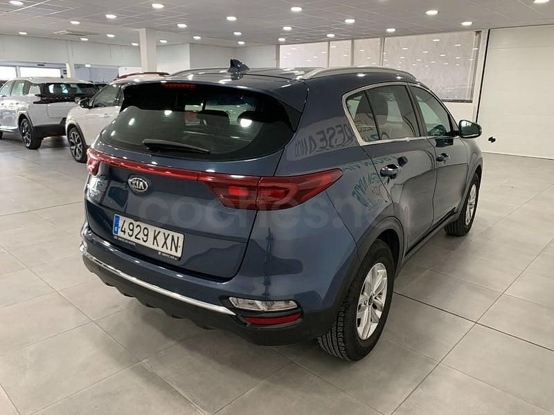 Usado Kia Sportage Plus 132 CV (97 kW) 2019 Azul SUV